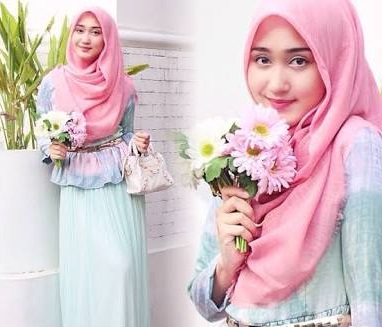 Padu Padan Hijab (Jilbab) Pink (Merah Muda) Padu Padan Hijab (Jilbab) Pink (Merah Muda)