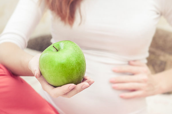 Manfaat Buah Apel bagi Ibu Hamil: Kurangi Risiko Asma Manfaat Buah Apel bagi Ibu Hamil: Kurangi Risiko Asma